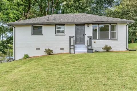 4911 Packard Dr, Nashville, TN 37211