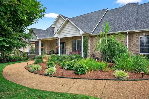 1003 Thistle Ct, Hendersonville, TN 37075