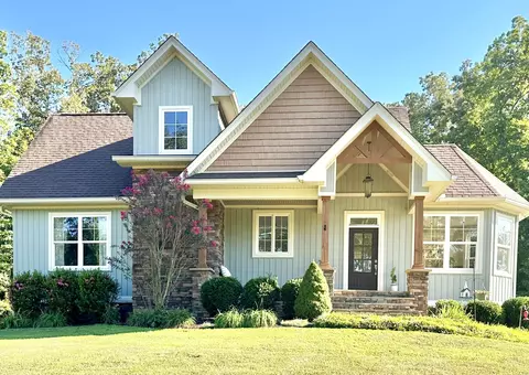 1136 Dimple Rd S, Chapmansboro, TN 37035