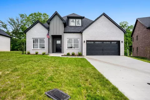 415 Blue Ridge Ct, Clarksville, TN 37043