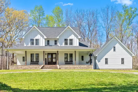 234 Davis Ln, Erin, TN 37061