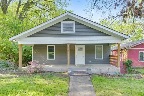 2704 E 21st St, Chattanooga, TN 37404