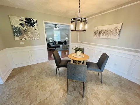 Dining - 5345 Ashburn Rd, Springfield, TN 37172 photo 1 of 3