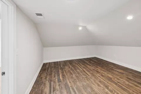 Bedroom - 511 N Main St, Morrison, TN 37357 photo 8 of 10