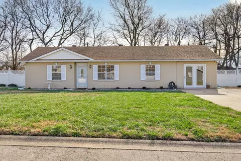1211 Patton Pl, Oak Grove, KY 42262