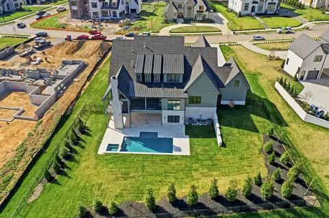 8106 Turning Point Dr, Brentwood, TN 37027