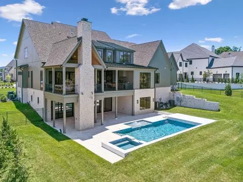 8106 Turning Point Dr, Brentwood, TN 37027