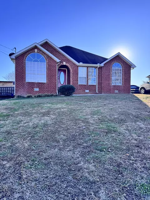 589 Hollandale Rd, La Vergne, TN 37086