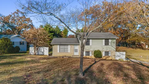 1635 Dale Lane Se Ln SE, Cleveland, TN 37323