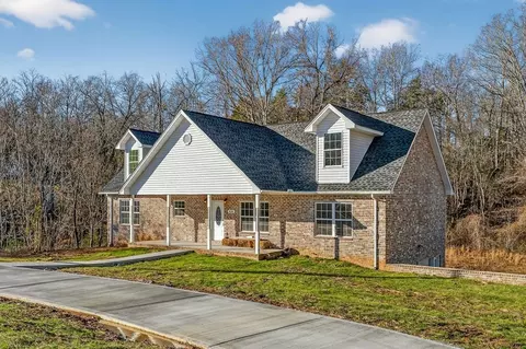 920 Franklin Ct, Cookeville, TN 38506