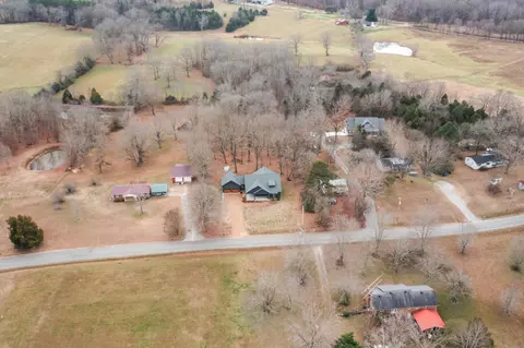 View/Area - 2140 Abiff Rd, Burns, TN 37029 photo 4 of 4