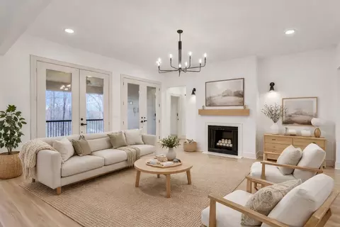 Living - 2140 Abiff Rd, Burns, TN 37029 photo 2 of 6