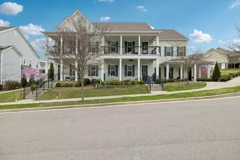 2355 Fairchild Cir #102, Nolensville, TN 37135