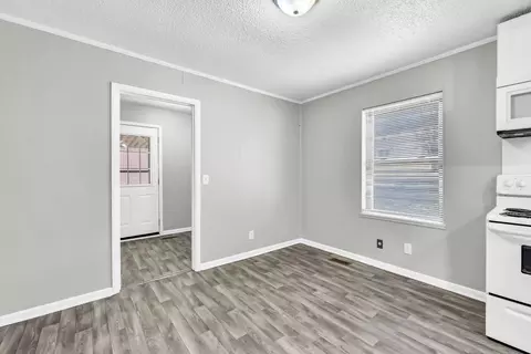Entry Way - 805 8th Ave E, Springfield, TN 37172 photo 1 of 1