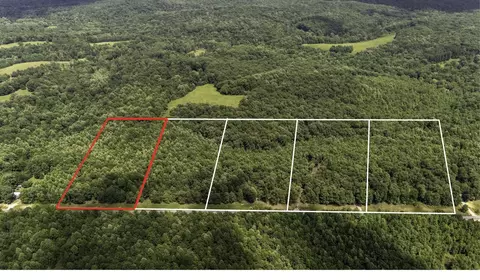 1 Brush Creek Rd, Lawrenceburg, TN 38464
