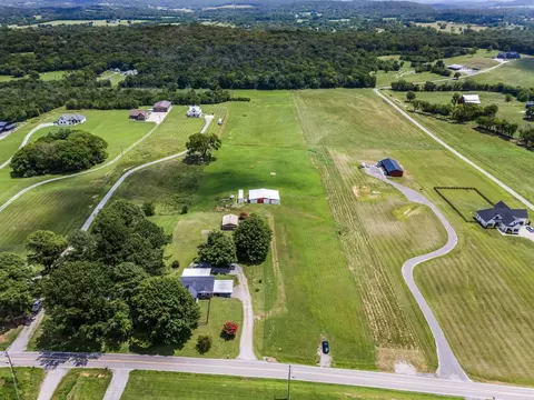 1295 Sugar Flat Rd, Lebanon, TN 37087