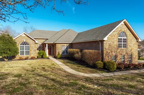 1006 Stafford Ct, Hendersonville, TN 37075