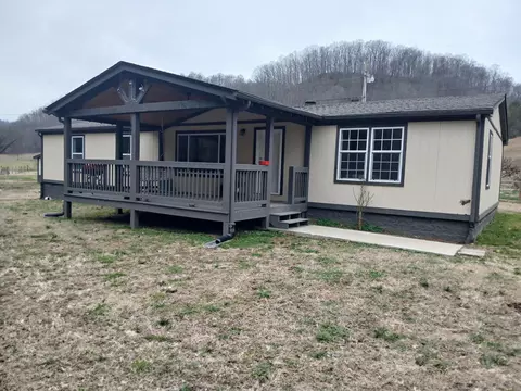 655 Wilmore Hollow Rd, Pleasant Shade, TN 37145