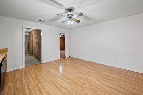 Living - 1667 Mcwhorter Rd, Cunningham, TN 37052 photo 6 of 8