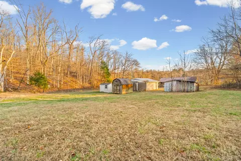 Exterior - 1667 Mcwhorter Rd, Cunningham, TN 37052 photo 5 of 5