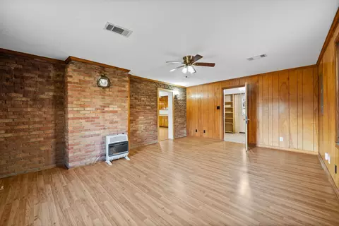 Living - 1667 Mcwhorter Rd, Cunningham, TN 37052 photo 8 of 8