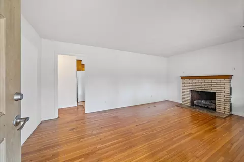 Living - 1667 Mcwhorter Rd, Cunningham, TN 37052 photo 1 of 8