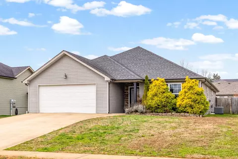 1313 Freedom Dr, Clarksville, TN 37042