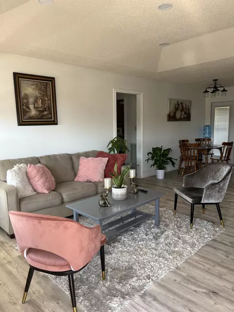 343 Donna Dr, Clarksville, TN 37042