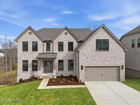 2656 Windjammer Ln, Knoxville, TN 37932