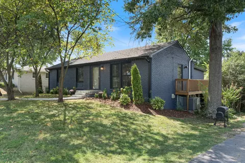 357 Wauford Dr, Nashville, TN 37211