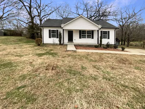 817 N Brown St, Springfield, TN 37172
