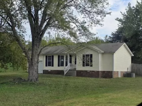 998 Hot Shot Dr, Clarksville, TN 37042