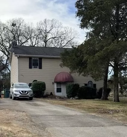 126 Holloway Dr, Lebanon, TN 37087