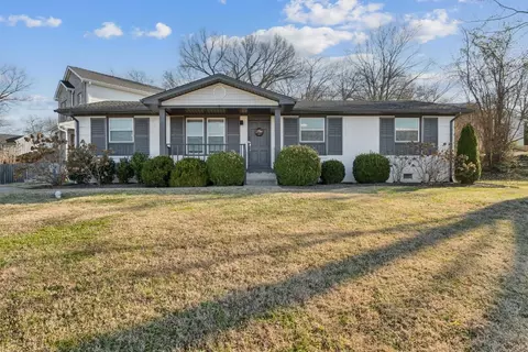 6521 Premier Dr # B, Nashville, TN 37209