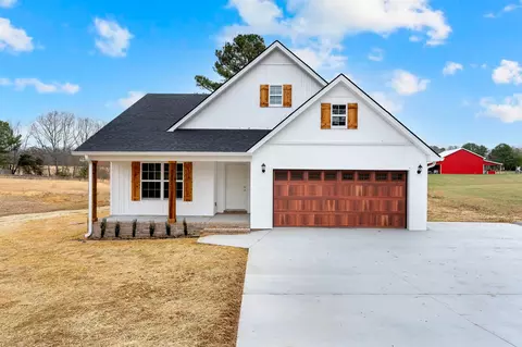 1332 Carter Blake Rd, Tullahoma, TN 37388