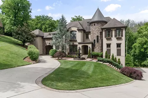 399 The Lady Of The Lake Ln, Franklin, TN 37067