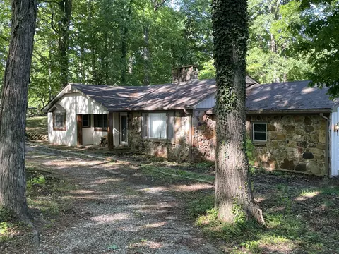 167 Seminole Ln, Sparta, TN 38583
