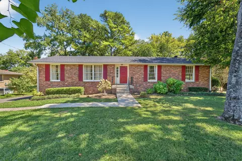 5416 Wakefield Dr, Nashville, TN 37220