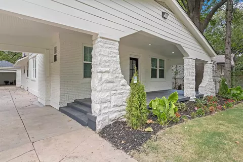 2212 S Parkway E Ave, Memphis, TN 38104