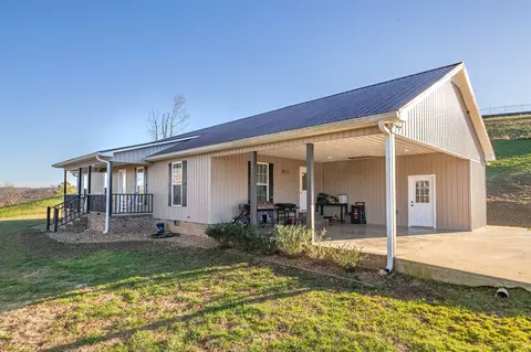 204 Church St, Petersburg, TN 37144