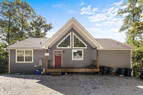 679 Waterfront Tr, La Follette, TN 37766
