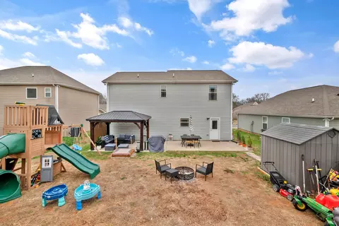 Exterior - 1043 Berra Dr, Springfield, TN 37172 photo 6 of 6