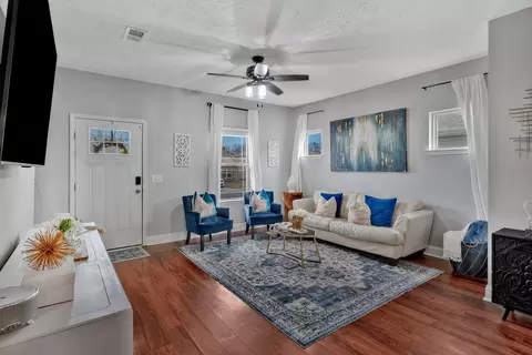 Living - 1043 Berra Dr, Springfield, TN 37172 photo 1 of 1