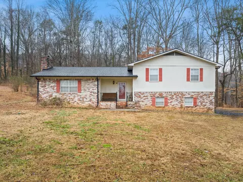 374 Countryside Dr, Evensville, TN 37332