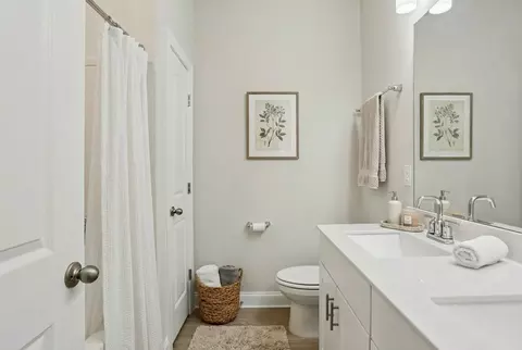 Bath - 4924 Myra Dr, Hermitage, TN 37076 photo 2 of 3