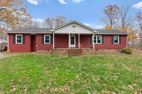 345 Eagle Nest Rd, Mcminnville, TN 37110