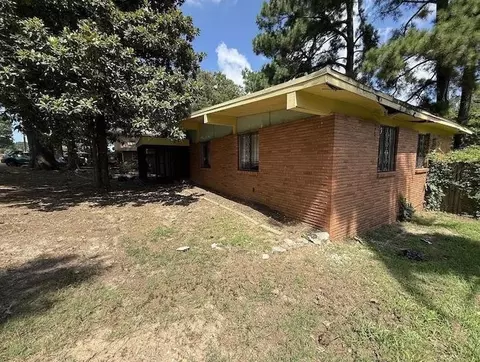 Exterior - 1534 E Raines Rd, Memphis, TN 38116 photo 2 of 3