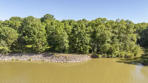 4 Island View Dr, Bath Springs, TN 38311