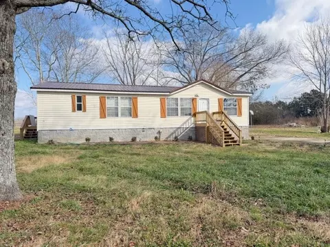 4816 Old Salem Lexie Rd, Belvidere, TN 37306