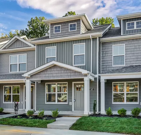 147 Quarry Point Dr, Clarksville, TN 37043
